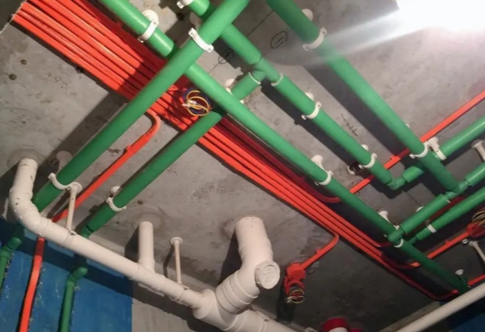 老房裝修水電需要全改嗎？—— 青島東方家園裝飾為您解答